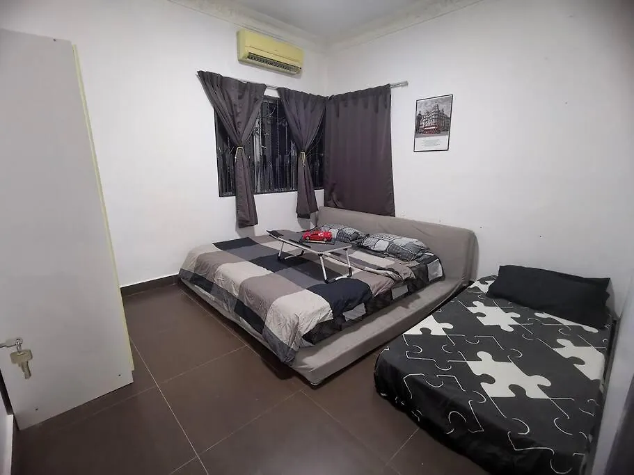5 Stars Batu Caves Homestay Kuala Lumpur Malaysia